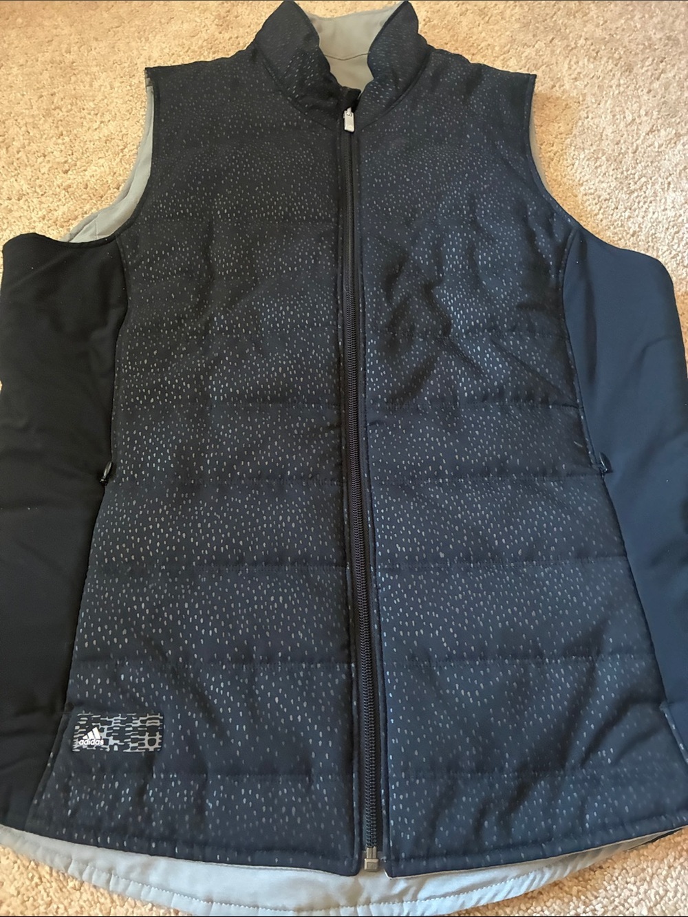 Women's Black Quilted Reversible Performance Vest - Lightweight Layer size large - Picture 4 of 9
